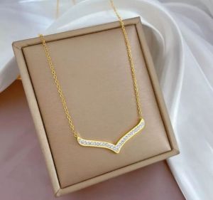 kalung titanium Nagita Aurel Fuji viral terlaris