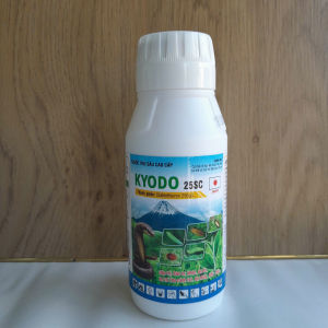 Kyodo 250SC - con rắn- Chai 450ml DẠNG SỮA MÁT CÂY đặc trừ nhện đỏ sâu tơ bọ trĩ( bọ cánh tơ) bọ nhảy rầy mềmHoạt chất: Diafenthiuron 250g/lít