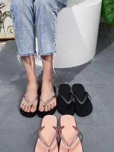 Luradi Simple Flat Flip-Flops For Women Summer Non-Slip Sandals For Couples Beach Flip-Flops For Men