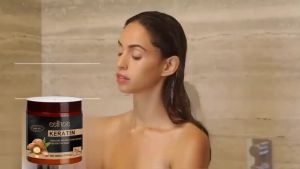 EELHOE Nutrient Keratin Hair Mask Repair frizzy and dry hair smooth soften moisturize and nourish with this hair mask