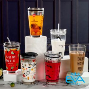 Ly Thuỷ Tinh Chia Vạch Hoạ Tiết Hoạt Hình Có Nắp Đậy Kín Hơi 400 Ml Tặng Kèm Ống Hút Thuỷ Tinh An Toàn M2682