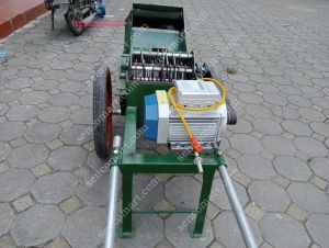 Máy nghiền đất(sàng đất) ươm cây có bánh xe di chuyển tiện lợi