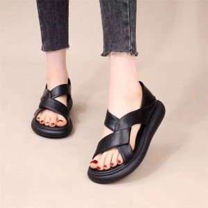 Free Shipping Korean-Style Platform Slip-On Sandals Lightweight And Comfortable Perfect For Petite Women Versatile Beach Sandals New Summer Styles And Mom Sandals