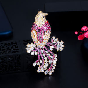 SEQUITO Unique Gold Plated Pave Rose Red White CZ Diamond Animal Birds Brooches for Party Female Coat Lapel Pin Jewelry BP011