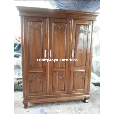 Lemari Pakaian 3 Pintu Kayu Jati Tanpa Cermin/TRINITYJAYAFURNITURE