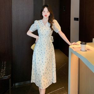 Embroidered V-Neck Floral Dress WomenS  French Elegant Lady Dress Short Sleeved Strapping Fashion Dresses