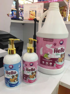 Sữa Tắm Chó Mèo Hello Elite Tinh Dầu Bưởi Tự Nhiên Giúp Khử Mùi Hôi chai 280g