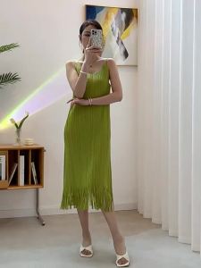40573 One Size (45-75kg) Pleated Spring And Summer WomenS Sleeveless Tassel Slim Fit Inner Wear Slimming Slip Dress