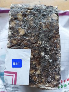KEMENYAN Hitam  BALI