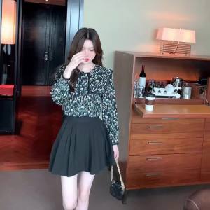 Ammin mùa thu 2024 thời trang thanh lịch của phụ nữ dài tay cổ áo búp bê áo in hoa phong cách Hàn Quốc lỏng lẻo tất cả phù hợp với ve áo khâu ren hoa áo voan