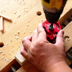 Độ bền cao hợp kim Dowel Jig Thiết bị định vị khoan với giới hạn nhẫn cho khoan chính xác trong khác nhau mộc nhiệm vụ