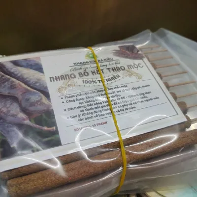 Nhang bồ kết thảo mộc xông nhà tẩy uế đem lại phong thủy 1 bao 10 thanh