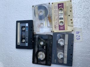 bán nhanh 5 cuốn băng cassette bãi nhật xịn sò như hình (024)