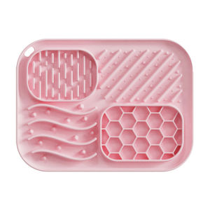 Lucky DAYS.my Pet Slow Feeder Lick Mat Silicone Feeding Bowl Anti Spill Non Slip Suction Base Anxiety Relief Rumah Tangga