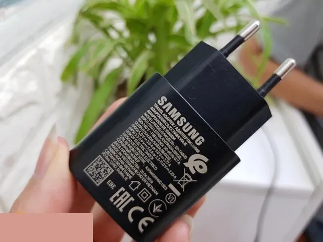 B%E1%BB%99%20S%E1%BA%A1c%20Nhanh%20Samsung%20A70/A80%2025W%20-%20C%C3%A1p%202%20%C4%91%E1%BA%A7u%20Type%20C%20-%20Image%203