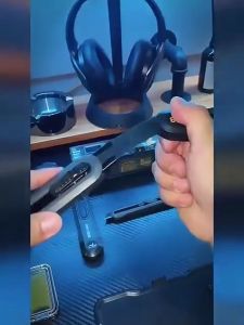 DELI Pisau Pemotong 9mm Cutter Knife Stationery Utility Blade Wallpaper Cutter Logistics Tools