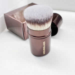HOURGLASS RETRACTABLE Brush แปรงแต่งหน้า