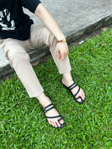 Dép lê xỏ ngón màu Đen dành cho nam đơn giản nhẹ nhàng thích hợp mang đi học đi chơi