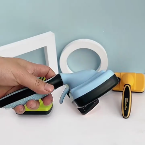 Slicker Brush for Cat Shedding Hair Dog Brush Self-Cleaning Cat Brush Cat Hair Brushes Grooming Comb for Small Animals