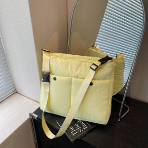 [Candy style] autumn and winter new portable cotton clothing bag womens large-capacity plaid embroidery thread shoulder bag office worker tablet messenger bag