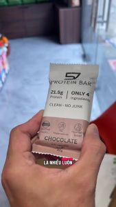 Bánh bổ sung năng lượng Protein Bar 57nutrition - Hộp 12 thanh - CÁCH DÙNG: lần pha 1 muỗng với 300-400ml nước lọc nước lạnh hoặc bất kỳ thức uống nào bạn yêu thích. Dùng 1 ngày 2 lần sáng dậy và sau tập để cơ bắp phát triển tốt