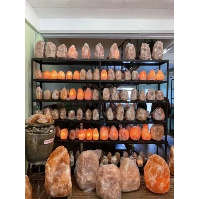 (ขนาด 2-4 กิโลกรัม) โคมไฟหินเกลือหิมาลัย (รูปทรงธรรมชาติ) พร้อมหลอดไฟปรับระดับแสงได้