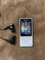 Máy nghe nhạc SONY WALKMAN NW-S14 8GB cũ giá rẻ có Blutooth. 