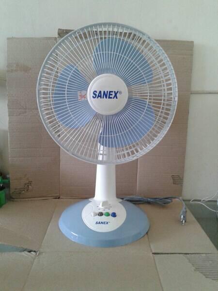 PROMO%20SANEX%20Kipas%20Angin%2010%20inch%20Model%20Duduk/%20Desk%20Fan%20-HOT%20SALE%20-%20Image%204