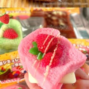 Cream Bread Toast Food-grade Silicone Squishy Toy Handmade Taba Squishy Creamy Soft Adhesive Slow ReboundStrawberry Chocolate