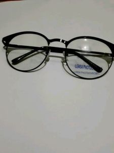 Promo terbaru akhir tahun kacamata photocromik 50.000 an saja