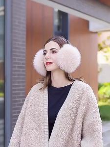 New Style Luxury Ladies Fox Fur Earmuffs Winter Women Warm Real Fox Fur Earmuffs Girls Earlap Ultra Large Ladies Plush Earmuff2026
