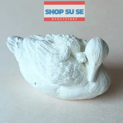 Tượng thạch cao cho bé tô màu - cao khoảng 9 cm. Sản phẩm không bao gồm màu.
