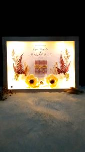 Bingkai Mahar Kostum Ukuran A4 21x30Cm Termasuk Lampu LED