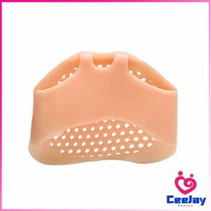 CeeJay แผ่นซิลิโคนรองช้ำพื้นรองเท้า พื้นรองเท้าลดแรงกระแทก ป้องกันอาการปวดเท้า insole มีสินค้าพร้อมส่ง