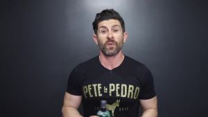 Pete & Pedro SALT - Xịt muối biển tự nhiên dành cho tóc nam và nữ tăng độ phồng kết cấu độ dày và giữ nếp nhẹ nhàng ngay lập tức. Tạo kết cấu & Làm dày Như đã thấy trên Shark Tank 2.0 oz.