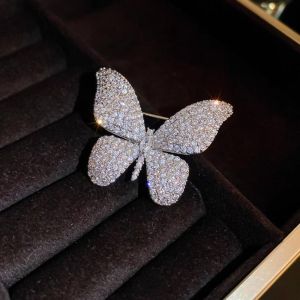 XINSU38 Korean Style Rhinestone Butterfly Brooch Badge Full Rhinestone Suit Collar Pin Unique Alloy Rhinestone Brooch Girls