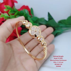 Gelang Tangan Bangle Wanita Titanium Xuping Perhiasan Aksesoris Fashion Lapis Emas Anti Karat GB45