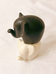 ECO STORY™ Ceramic Elephant Pepper and Salt Shakers Set