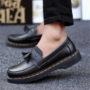 Sepatu Cowok Keren Kiwir/Rawis Docmart Trending Sepatu Pria Slip On Hitam Keren COD