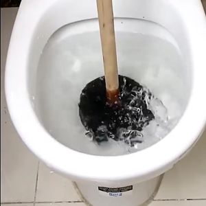 22 Inch Heavy Duty Toilet Plunger Double Layer Toilet Pump Rubber Large Drain With Wooden Handle