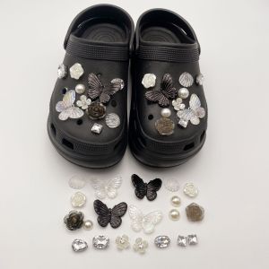 20Pcs/Set Shoes Charms Shoes DIY Accessories Resin Butterfly Crystal Diamond Shoes Decorative Set Removable Shoe Buckle for Hole Rubber Clogs