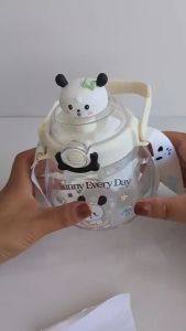 High Appearance Large Capacity Plastic Cup 2 In 1 Straw Cup with Safety Lock Easy To Clean Portable