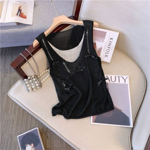 Jenny พร้อมส่ง🍒เสื้อกล้ามครอปผู้หญิง🥨2ชิ้นดีไซน์เก๋ มีโบว์เล็กๆติดเสื้อ ทรงหลวม ผ้าไหมพรหมไม่คัน สไตล์เกาหลี แฟชั่นมาก