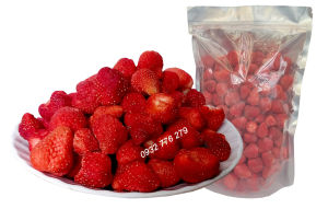 DÂU TÂY SẤY LẠNH GIÒN - GIỮ NGUYÊN CHẤT THƠM NGON LOẠI 1 - 0.5KG