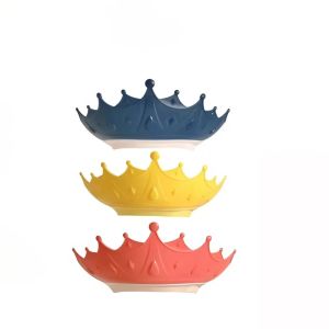 Mũ Gội Đầu Cho Bé Hình Vương Miện Siêu Dễ Thương – Nhựa Mềm Điều Chỉnh Size Chống Nước Vào Mắt Tai