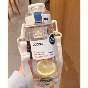 900ml BPA FREE TRITAN DODGE Water Bottle Handle Tea Separation Cup Shaker Portable Outdoor Travel Leakproof便携式不含BPA