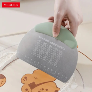 Megoes Dough scraper มีดตัดแป้งสแตนเลส
