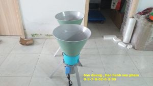 Máy băm rau bèo phễu tròn bằng tôn 550w
