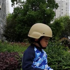 Children's Chicken Helmet: A Super-Light 370g Outdoor Game Protection
