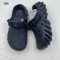 รองเท้า Crocs รองเท้าแบบสวมสำหรับ ผู้หญิงและผู้ชาย รุ่น echo clog ทรงสวยดูดีทันสมัย น้ำหนักเบานิ่มใส่สบาย. 